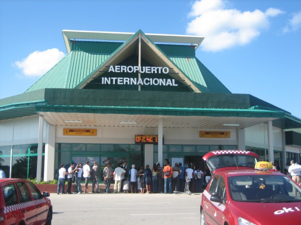 Airport_Holguin