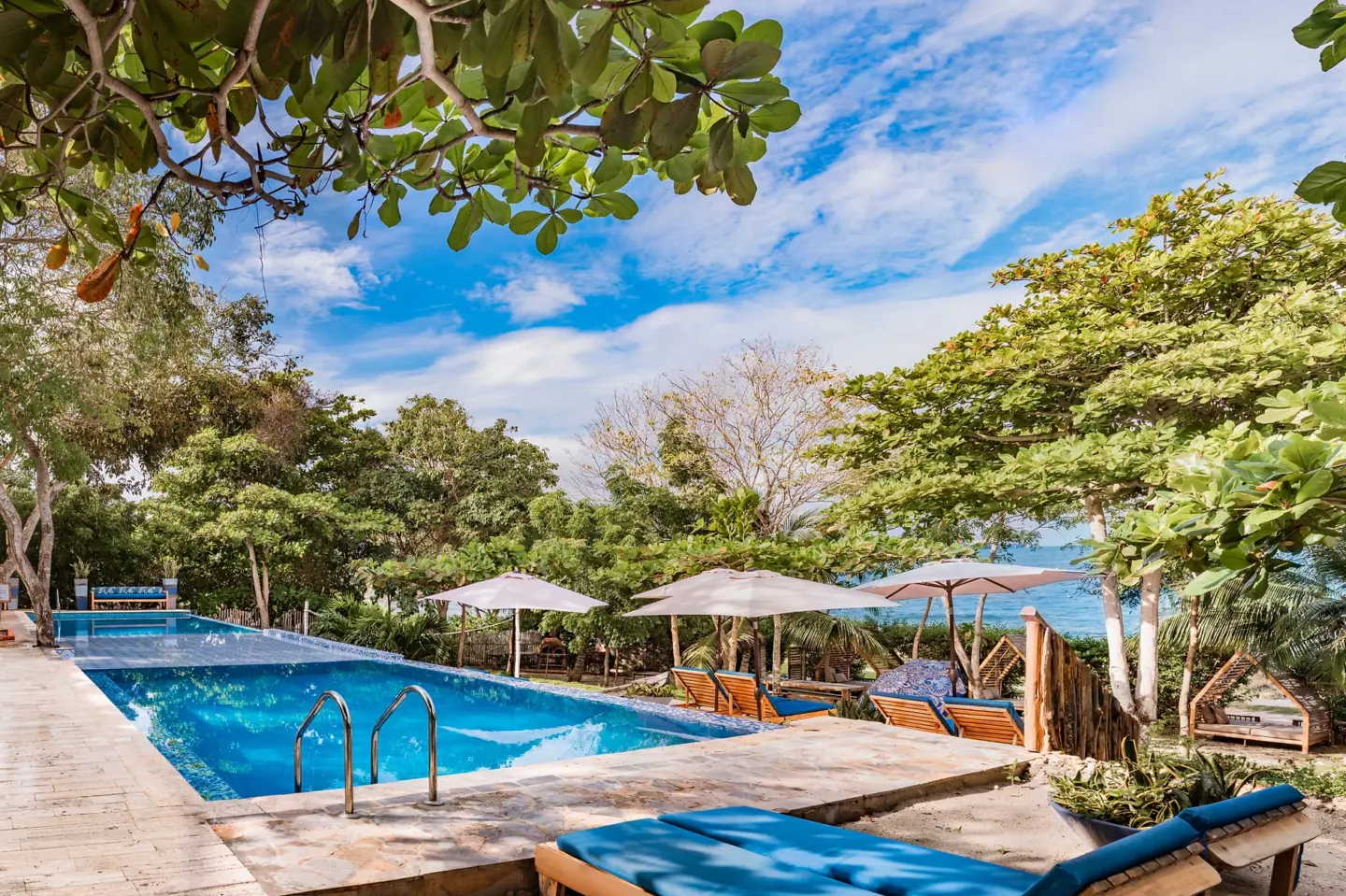 Colombia-CTG-Blue Apple Beach Club