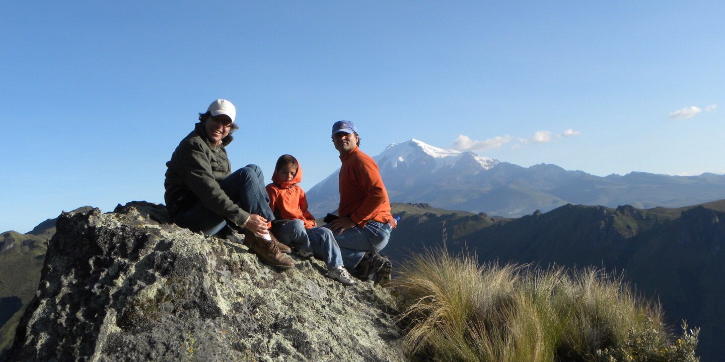 Ecuador-ZuletaCK-Hiking